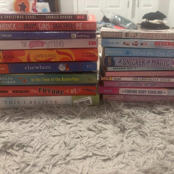 Random Books - Picture 1 of 1